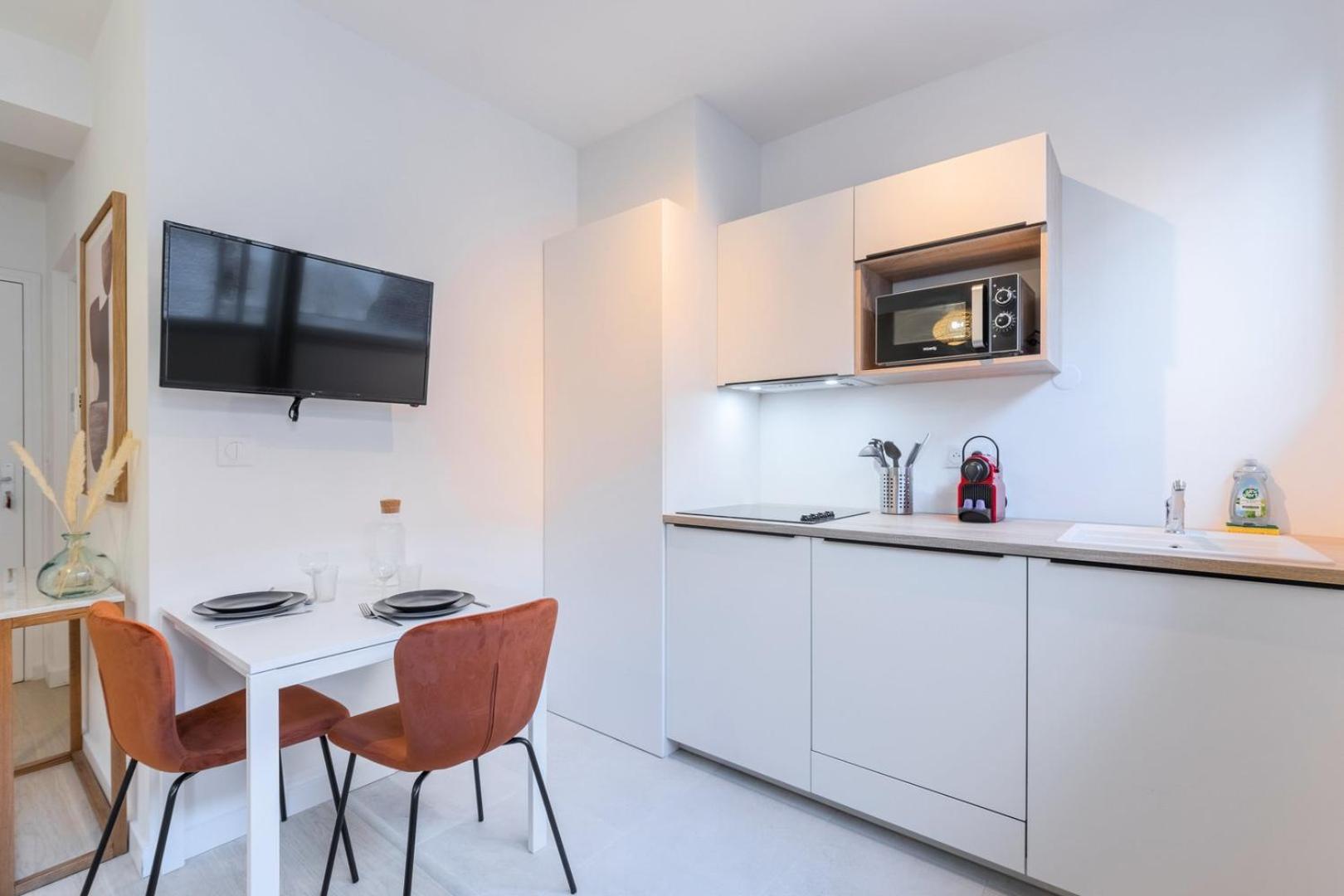 Renovated 1 Bedroom Apartment リール エクステリア 写真