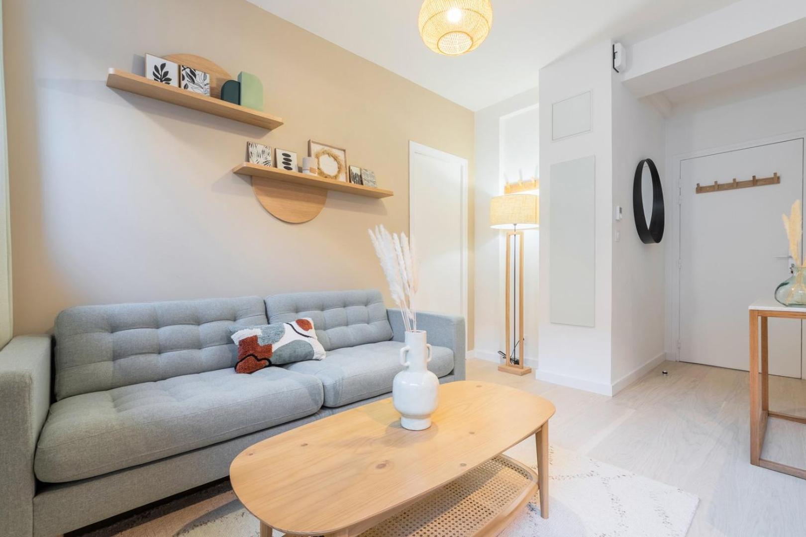Renovated 1 Bedroom Apartment リール エクステリア 写真